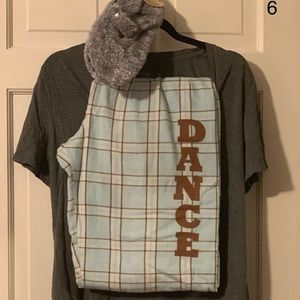  Pajama sets ! One top two pants two socks+ gift